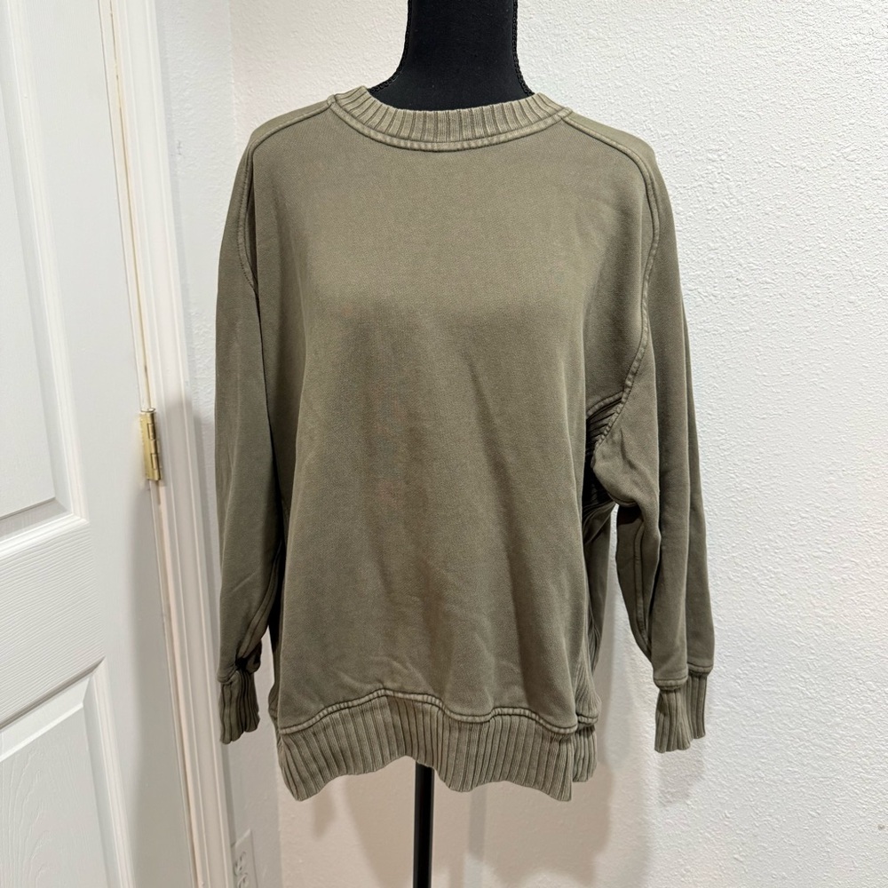 Aerie Men's Olive Crewneck Sweater